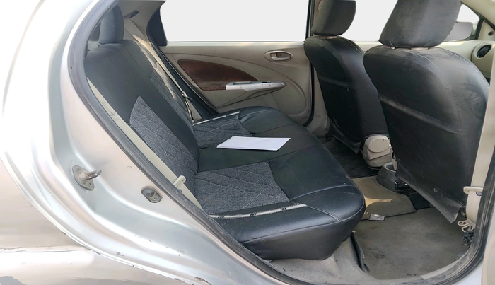 2013 Toyota Etios Liva GD, Diesel, Manual, 2,04,068 km, interior