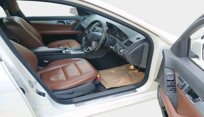 2010 Mercedes Benz E Class E 250 ELEGANCE, Petrol, Automatic, 73,215 km, interior