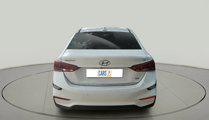2017 Hyundai Verna 1.6 VTVT SX (O) AT, Petrol, Automatic, 83,774 km, exterior