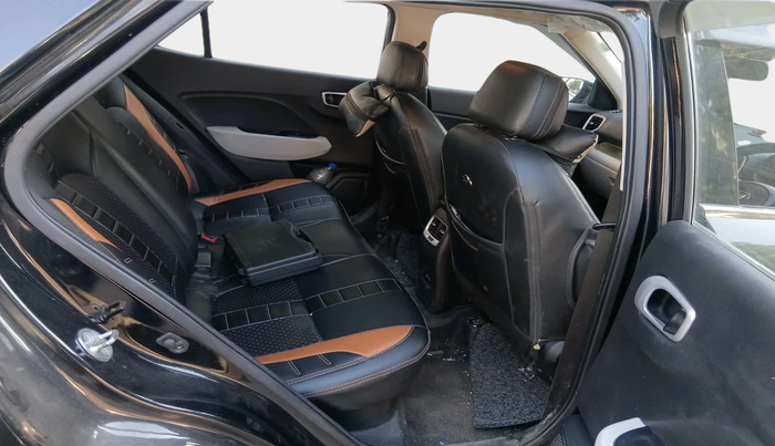 2023 Hyundai VENUE SX 1.5 CRDI, Diesel, Manual, 50,073 km, interior