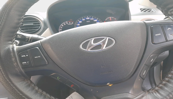 2017 Hyundai Xcent S 1.2, Petrol, Manual, 81,537 km, interior