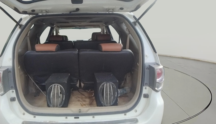2012 Toyota Fortuner 3.0 4X4 MT, Diesel, Manual, 2,70,296 km, exterior