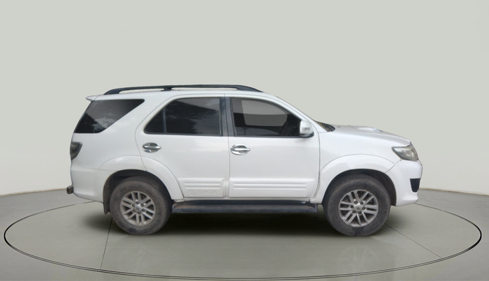 2012 Toyota Fortuner 3.0 4X4 MT, Diesel, Manual, 2,70,296 km, exterior