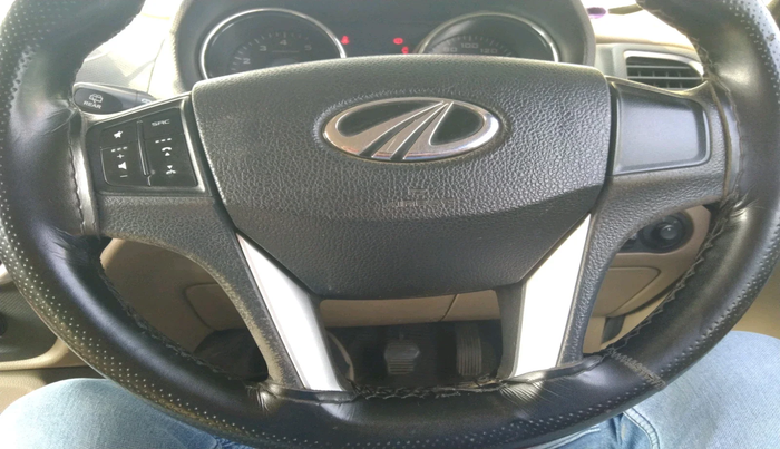 2016 Mahindra TUV300 T8, Diesel, Manual, 97,692 km, interior