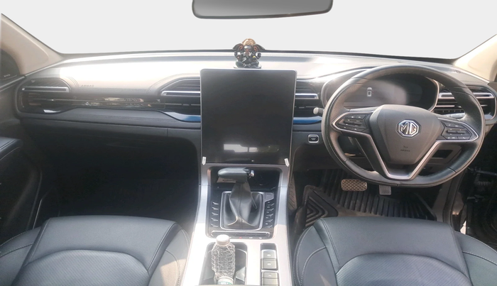 2024 MG HECTOR Sharp Pro Blackstorm 1.5 Turbo CVT, Petrol, Automatic, 16,829 km, interior