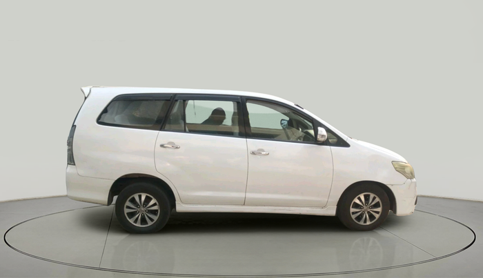 2015 Toyota Innova 2.5 VX 8 STR, Diesel, Manual, 1,87,019 km, exterior