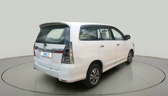 2015 Toyota Innova 2.5 VX 8 STR, Diesel, Manual, 1,87,019 km, exterior