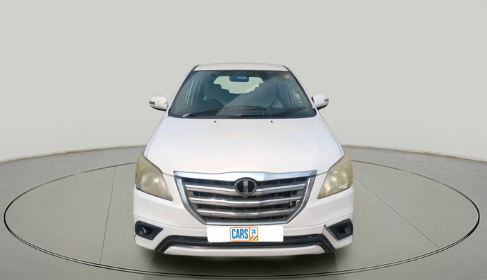 2015 Toyota Innova 2.5 VX 8 STR, Diesel, Manual, 1,87,019 km, exterior