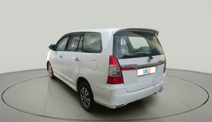 2015 Toyota Innova 2.5 VX 8 STR, Diesel, Manual, 1,87,019 km, exterior