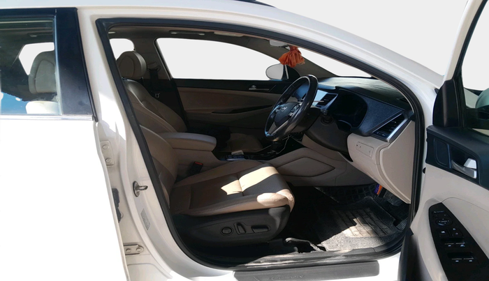 2019 Hyundai Tucson GLS 2WD AT PETROL, Petrol, Automatic, 83,529 km, interior