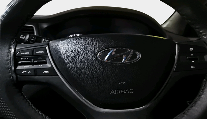 2020 Hyundai Elite i20 ASTA 1.2 (O), Petrol, Manual, 31,564 km, interior