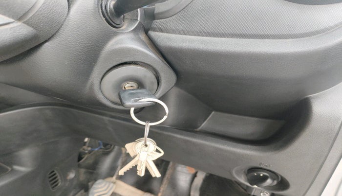 2018 Datsun Redi Go T (O), Petrol, Manual, 49,009 km, interior