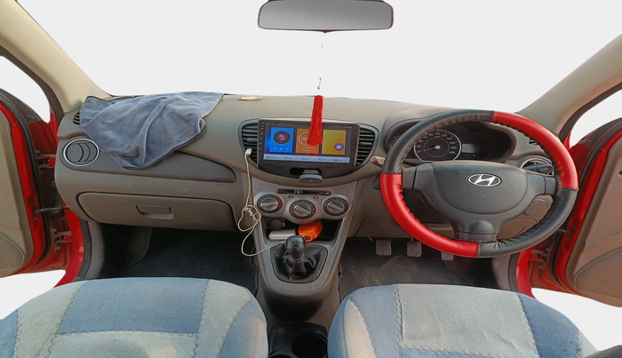 2011 Hyundai i10 MAGNA 1.2, Petrol, Manual, 84,889 km, interior