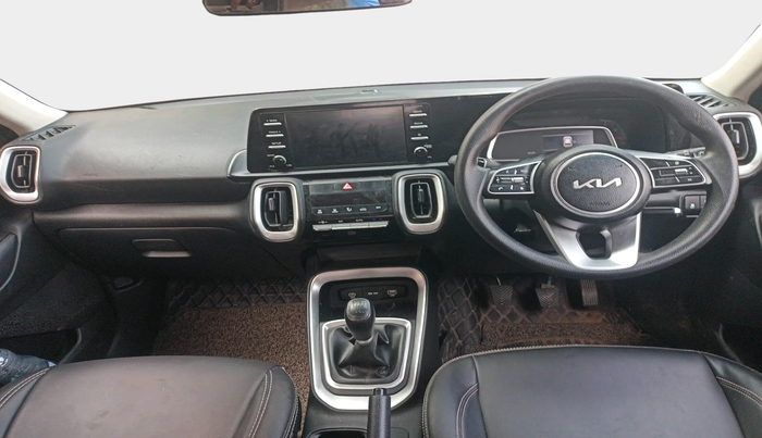 2024 KIA SONET HTK (O) 1.5 Diesel MT, Diesel, Manual, 23,785 km, interior