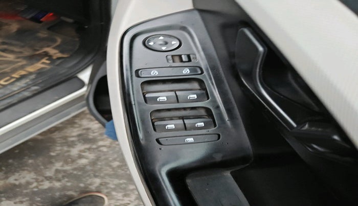 2021 Hyundai Creta EX 1.5 DIESEL, Diesel, Manual, 1,99,254 km, interior