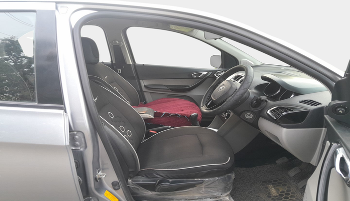 2018 Tata Tiago XZ PETROL, Petrol, Manual, 1,10,713 km, interior