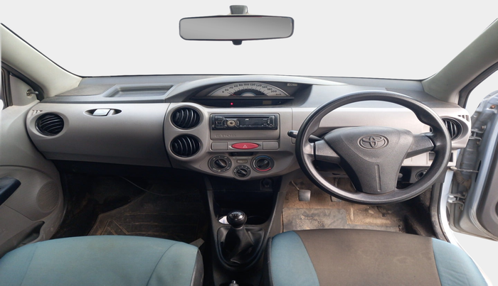 2011 Toyota Etios Liva G, Petrol, Manual, 86,115 km, interior