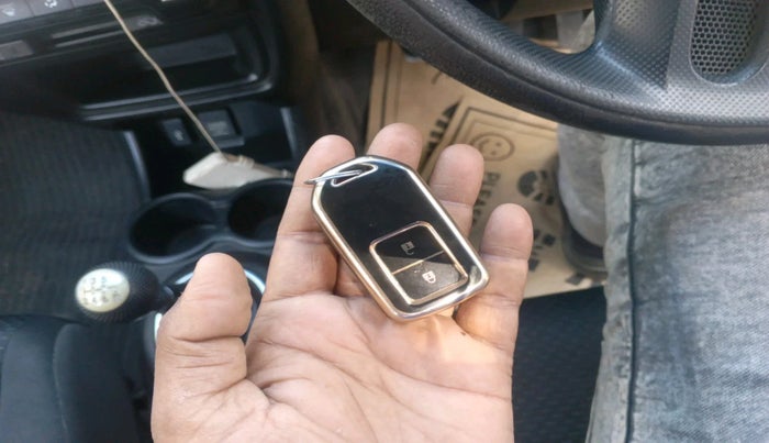 2016 Honda BR-V 1.5L I-VTEC V, Petrol, Manual, 92,933 km, interior