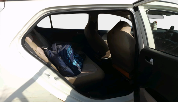 2014 Hyundai Grand i10 SPORTZ 1.2 KAPPA VTVT, Petrol, Manual, 39,152 km, interior