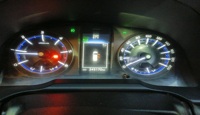 2016 Toyota Innova Crysta 2.4 VX 8 STR, Diesel, Manual, 2,45,170 km, interior