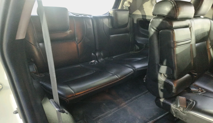 2016 Toyota Innova Crysta 2.4 VX 8 STR, Diesel, Manual, 2,45,170 km, interior