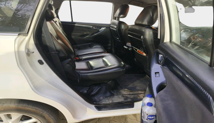 2016 Toyota Innova Crysta 2.4 VX 8 STR, Diesel, Manual, 2,45,170 km, interior