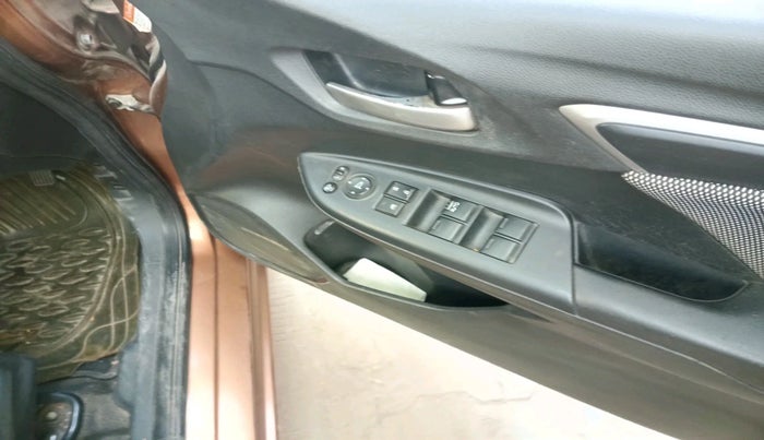 2017 Honda WR-V 1.5L I-DTEC VX MT, Diesel, Manual, 1,49,231 km, interior