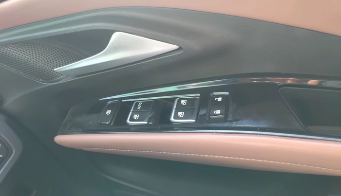 2023 MG HECTOR PLUS SHARP PRO 1.5 TURBO MT 6 STR, Petrol, Manual, 23,891 km, interior