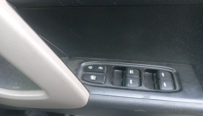 2017 Hyundai Creta SX PLUS 1.6 PETROL, Petrol, Manual, 1,10,962 km, interior