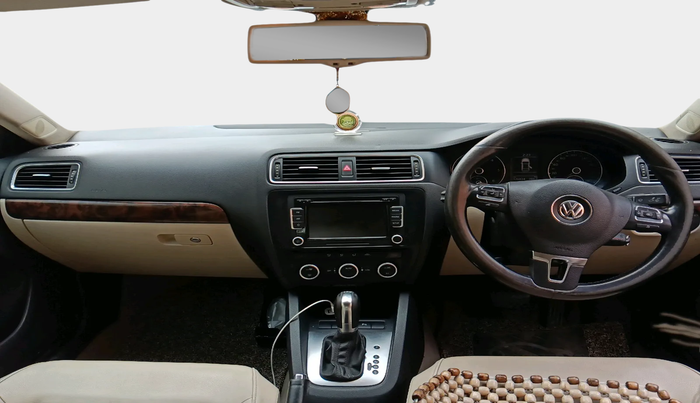 2014 Volkswagen Jetta HIGHLINE TDI AT, Diesel, Automatic, 1,26,834 km, interior