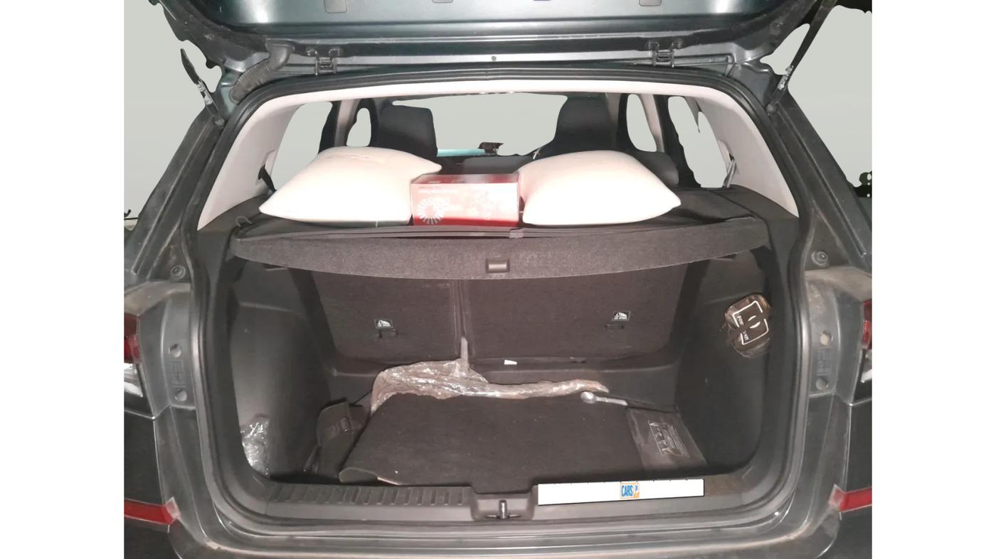 2024 Skoda SLAVIA STYLE 1.0L TSI AT, Petrol, Automatic, 26,288 km, exterior