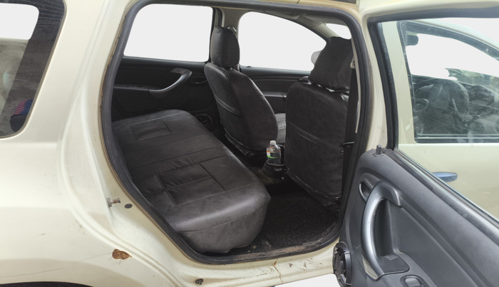 2013 Renault Duster 85 PS RXE DIESEL, Diesel, Manual, 1,08,920 km, interior
