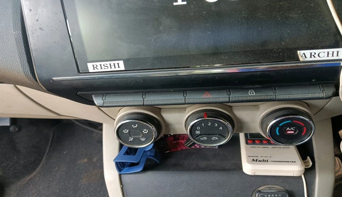 2019 Renault TRIBER RXT, Petrol, Manual, 84,009 km, interior