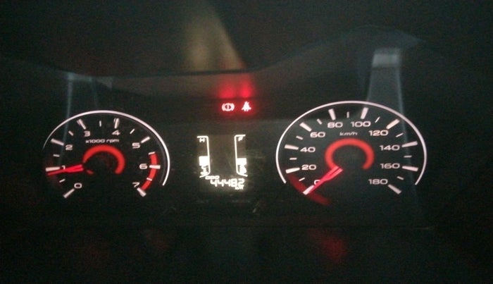 2018 Mahindra KUV 100 NXT K8 P 6 STR, Petrol, Manual, 44,482 km, interior