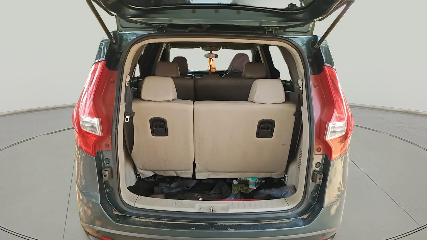 2018 Mahindra MARAZZO M2 8 STR, Diesel, Manual, 93,549 km, exterior