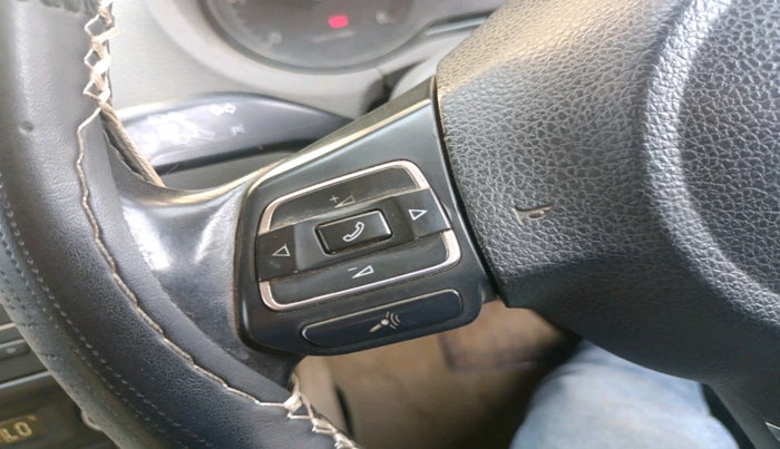 2012 Volkswagen Vento HIGHLINE DIESEL 1.6, Diesel, Manual, 93,583 km, interior