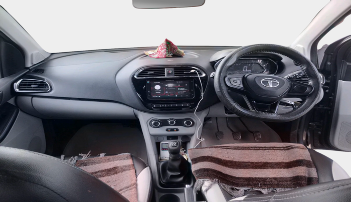 2021 Tata Tiago XZ PETROL, Petrol, Manual, 28,485 km, interior