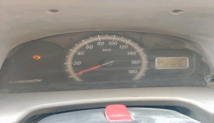 2017 Maruti Eeco 5 STR WITH A/C+HTR, Petrol, Manual, 1,27,816 km, interior