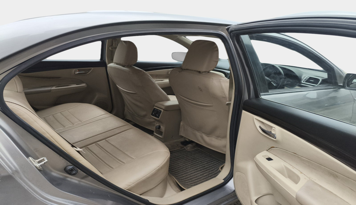 2016 Maruti Ciaz VXI+, Petrol, Manual, 1,09,794 km, interior