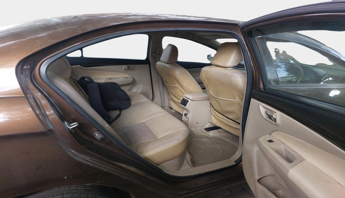 2015 Maruti Ciaz VDI+ SHVS, Diesel, Manual, 1,26,819 km, interior