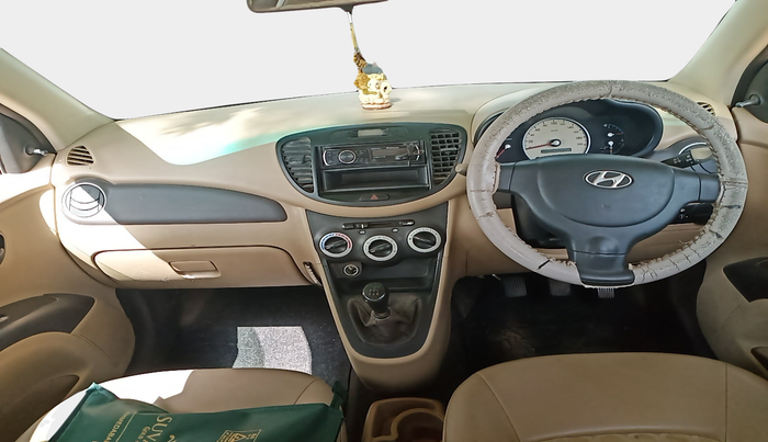 2010 Hyundai i10 MAGNA 1.2, Petrol, Manual, 1,40,568 km, interior