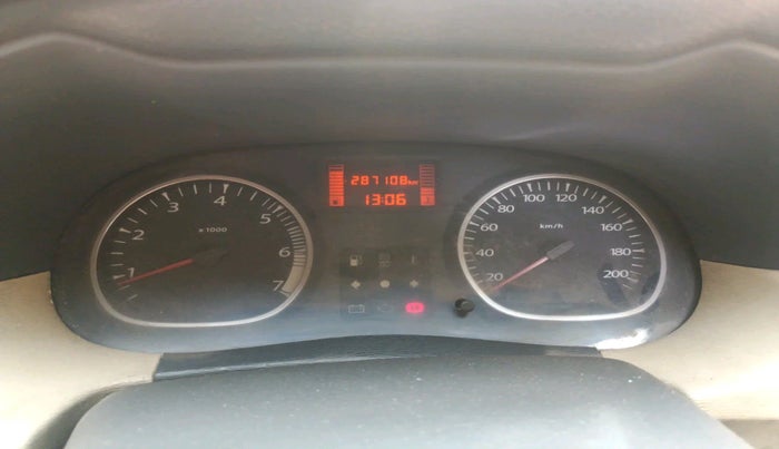 2014 Renault Duster 85 PS RXL DIESEL, Diesel, Manual, 2,87,108 km, interior