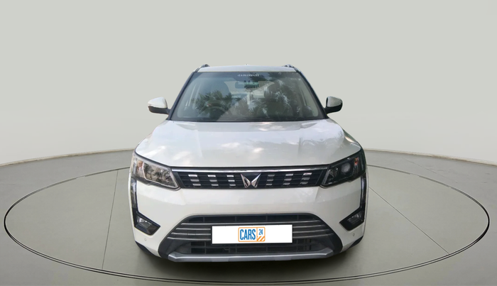 2022 Mahindra XUV300 W8 (O) 1.2 PETROL, Petrol, Manual, 28,799 km, exterior