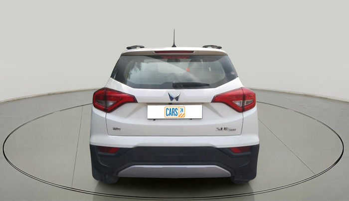 2022 Mahindra XUV300 W8 (O) 1.2 PETROL, Petrol, Manual, 28,799 km, exterior