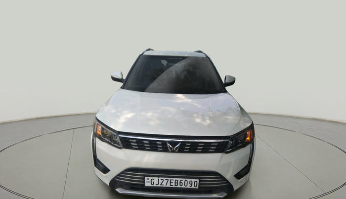 2022 Mahindra XUV300 W8 (O) 1.2 PETROL, Petrol, Manual, 28,799 km, interior