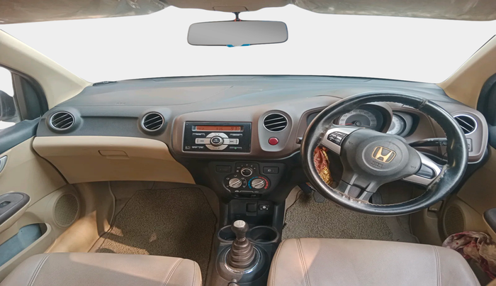 2012 Honda Brio V MT, Petrol, Manual, 2,11,617 km, interior