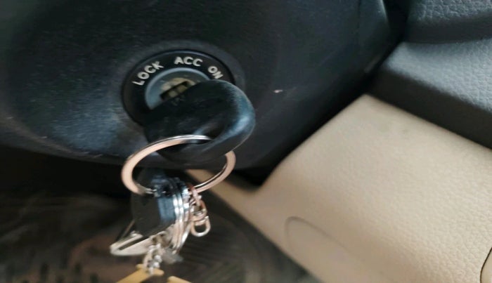 2017 Hyundai Eon ERA +, Petrol, Manual, 1,26,632 km, interior