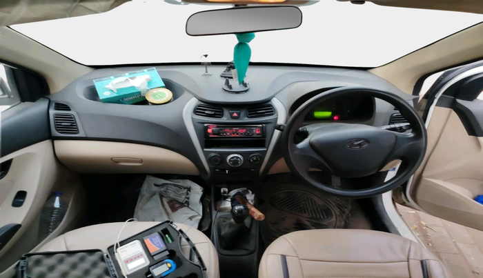 2017 Hyundai Eon ERA +, Petrol, Manual, 1,26,632 km, interior