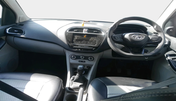 2021 Tata Tiago XT PETROL, Petrol, Manual, 30,280 km, interior