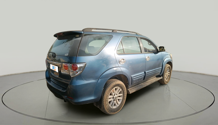 2013 Toyota Fortuner 3.0 4X2 AT, Diesel, Automatic, 98,498 km, exterior